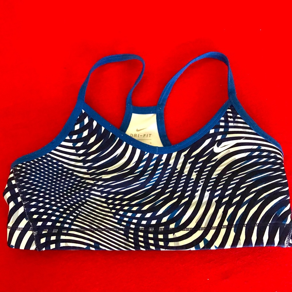Nike Geometric Sports Bra